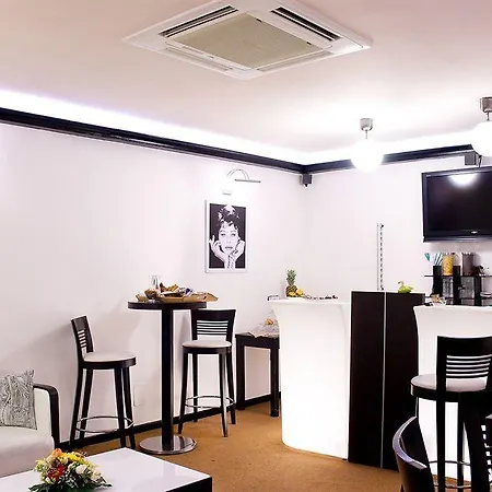 Plebiscito Apartment-3
